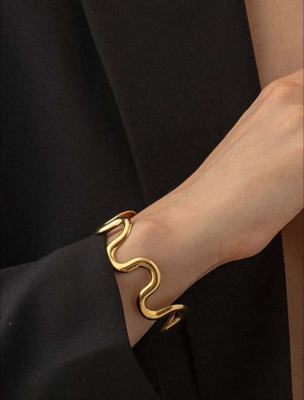 Aura Wavy Bold Statement Bracelet