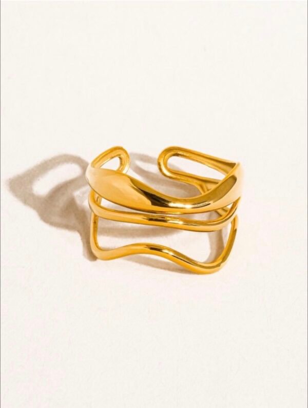 img_1811.jpg Ozzy Abstract Ring