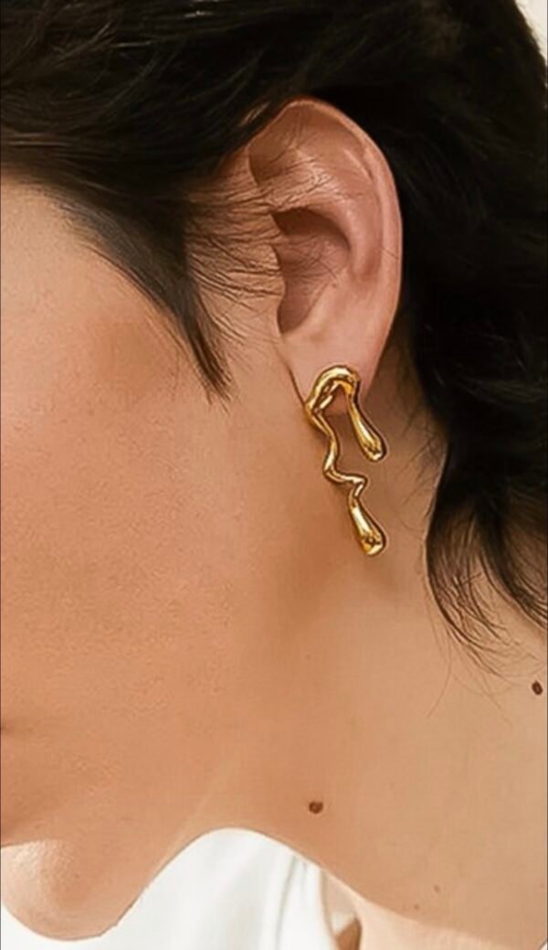 Roma Mismatch Melted Earrings