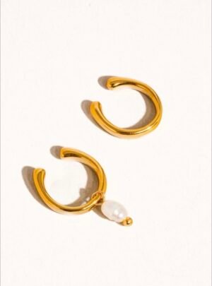 img_1822.jpg Talon Pearl Hoop Ear Cuff