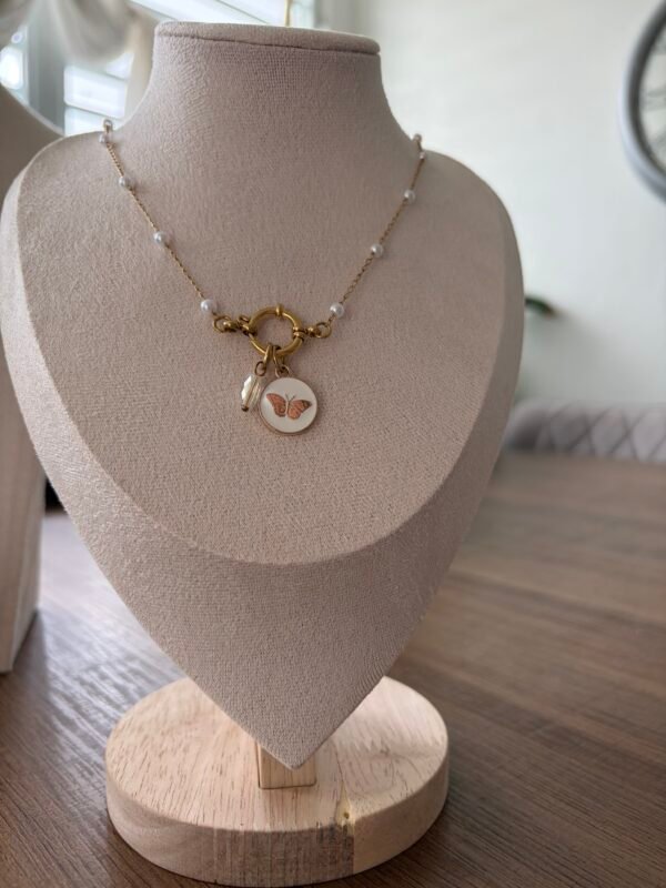 Pearly Chain